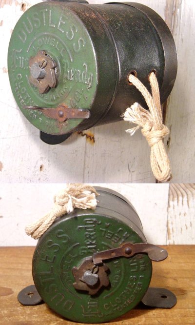 画像1: 1910-20's Wood Handle "Clothes-Line" Reel