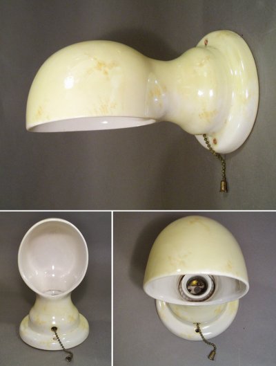 画像1: 1930's "Art Deco" Porcelain Bathroom Lamp