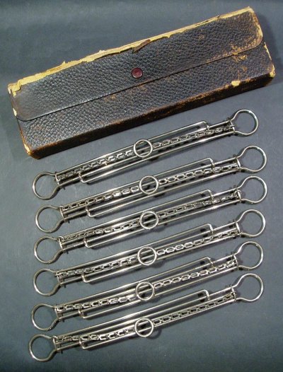 画像1: 1900-20's "Traveling" Metal Shirts 6 Hangers w/ BOX