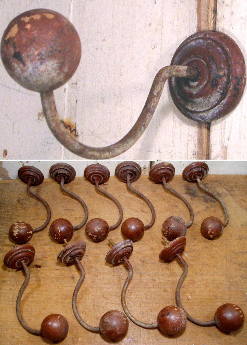 画像1: French Art-Deco "Wood Ball＆Steel" Coat Hooks (1)