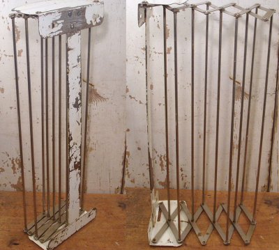 画像1: Wall Mount "Rustic" Expandable Drying Rack