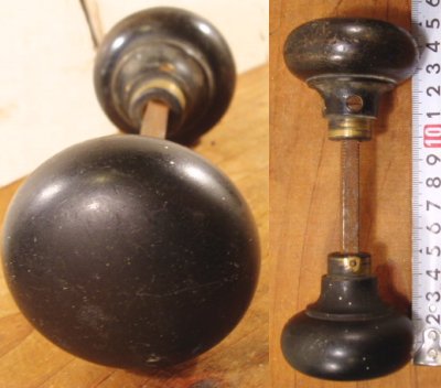 画像1:  Antique Brass Doorknob "Black"