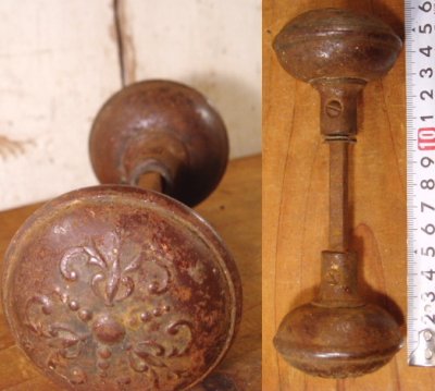 画像1:  Antique "Victorian" Iron&Steel Doorknob