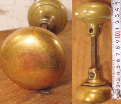 画像1:  Antique Brass Doorknob