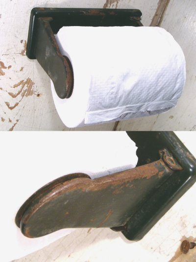 画像1: 1940's Steel "Travel Trailer" Toilet Paper Holder
