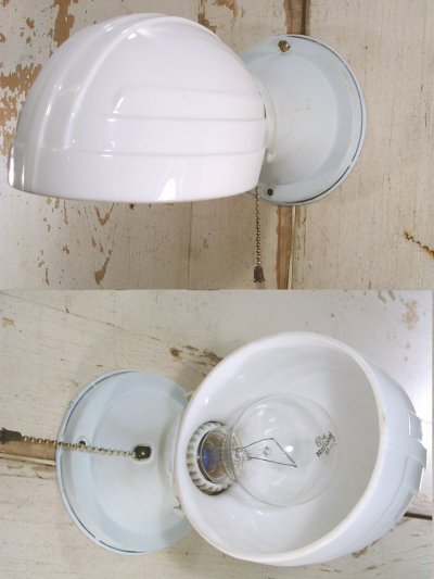 画像2: 1940's DECO "Pastel Color" Milk Glass Bathroom Lamp