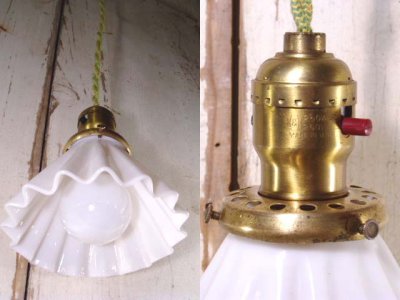 画像2: 1920-1940's "Frilled Milk Glass" Pendant Lamp