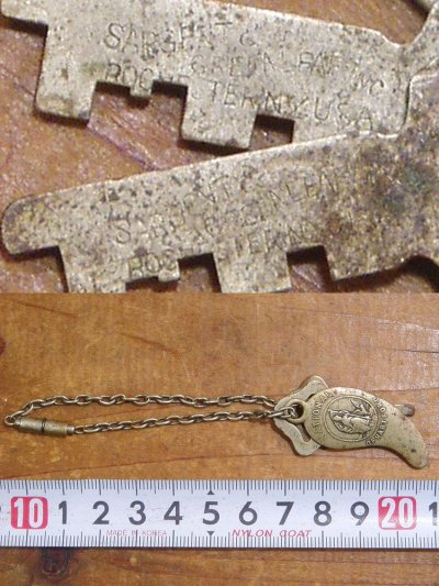 画像2: Early-1900's Key-Chain w/Fob ＆ 2-Keys