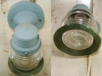 画像2: 1950's "Thick Globe Glass" Outside Porch Lamp