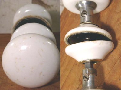 画像1: 30-40's Antique "Porcelain" Doorknob + Rosettes