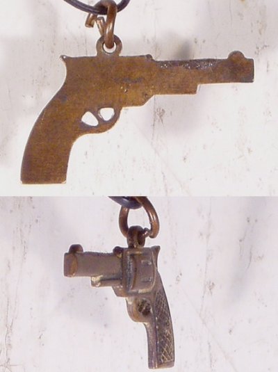 画像1: 40's Brass "Gun" Charm