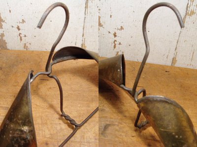 画像3: 1900-20's Steel Wire "GOLD MEDAL HANGER"