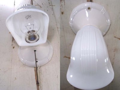 画像2: 1930-40's DECO "Ceramic＆Milk Glass" Bathroom Lamp