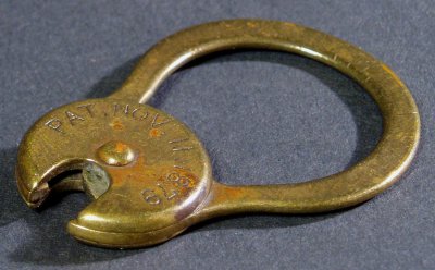 画像1:  Pat.1879 Brass "Rotating" Key Ring