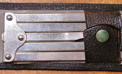 画像1: 1910-30's Folding Steel Hanger w/Leather Case 【BLACK】