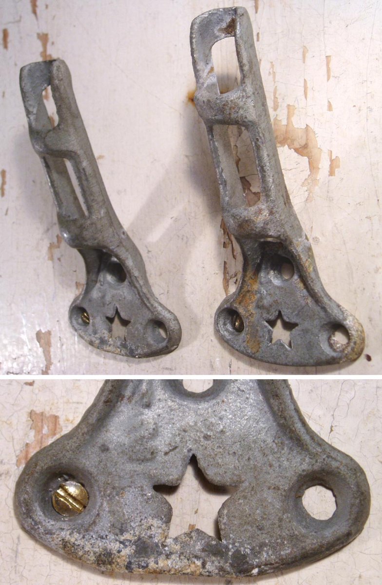画像1: Cast Iron "☆" Flag Pole Holder - Pair (1)
