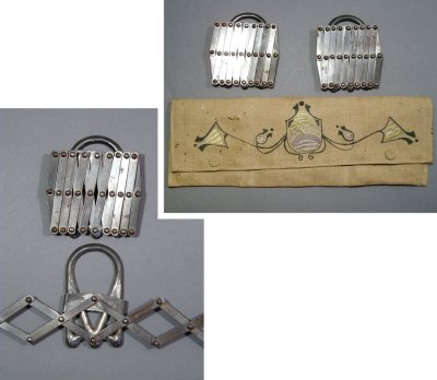 画像1: 1920-30's "Accordion" 2 Steel Folding Hanger