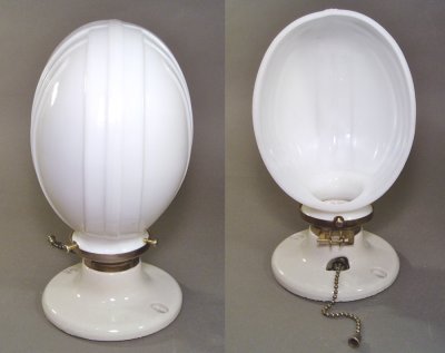 画像2: "ART DECO" Milk Glass Bathroom Lamp