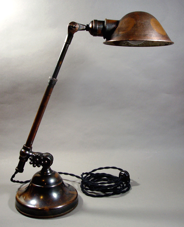 画像1: 1910-20's "O.C.White" Brass Telescopic Desk Lamp (1)