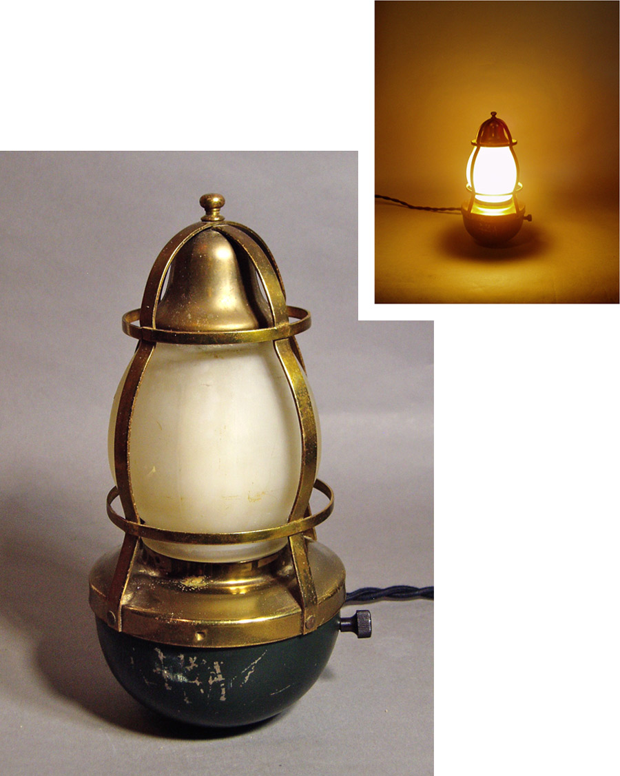 画像1: 1940's "七転八起" Caged Brass Ship's Lamp  (1)