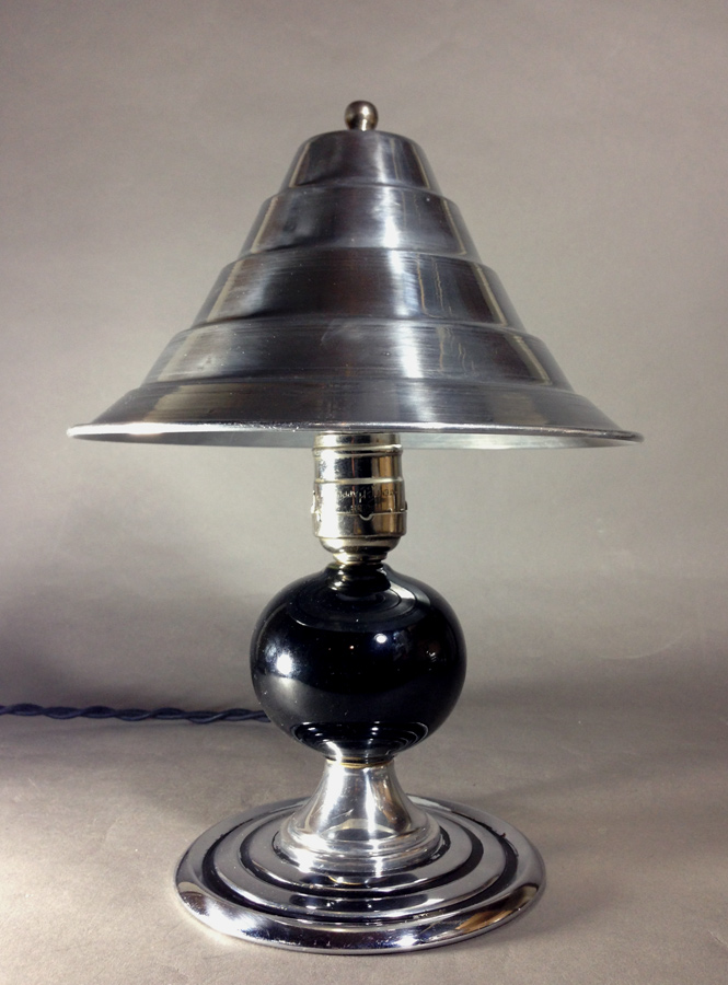 画像1: 1930-40's Art Deco "Black × Chrome" Table Lamp (1)