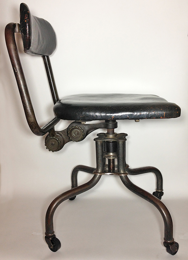 画像1: Early 1930's "Machine age" Swivel Desk Chair (1)