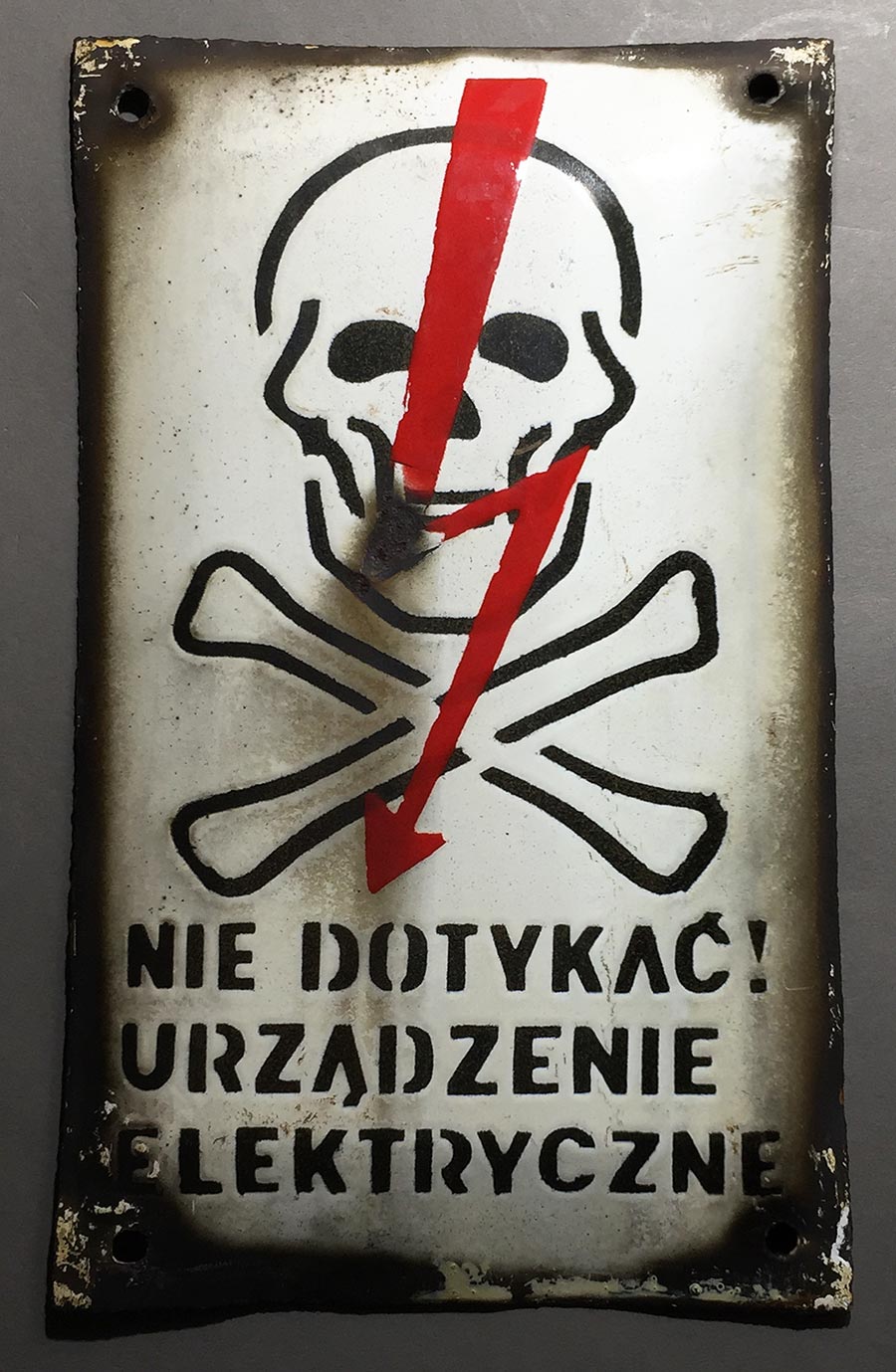 画像1: 1950-60's  "Skull & Crossbone"  Enameled ⚡︎ Sign (1)