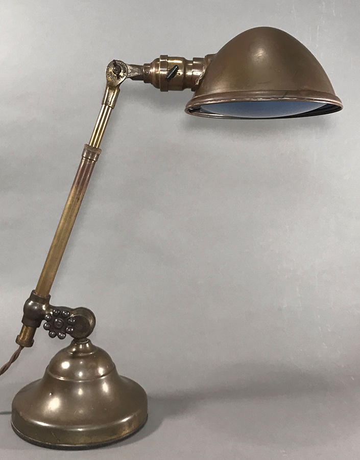 画像1: 1910-20's "O.C.White" Brass Telescopic Desk Lamp　 ☆初期刻印 ＆ ガラスレンズ付き☆ (1)