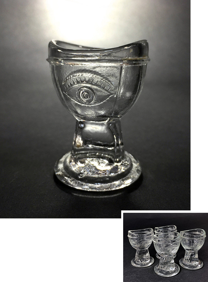 画像1: 1930's　"め"　Eye Wash Glass Cup  -＊残り4個＊- (1)