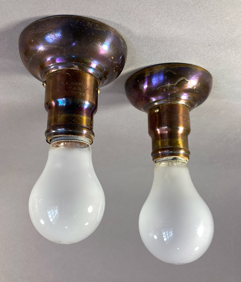 画像1: 1910-20's Porcelain＆Brass Lamp Holder  【PAIR】 (1)
