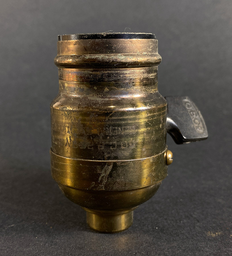 画像1: 1900-10's【G.E.Co.】Lamp Socket (1)