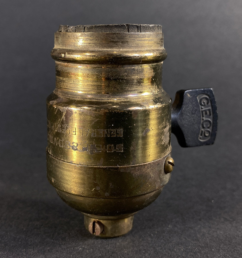 画像1: 1900-10's【G.E.Co.】Lamp Socket (1)