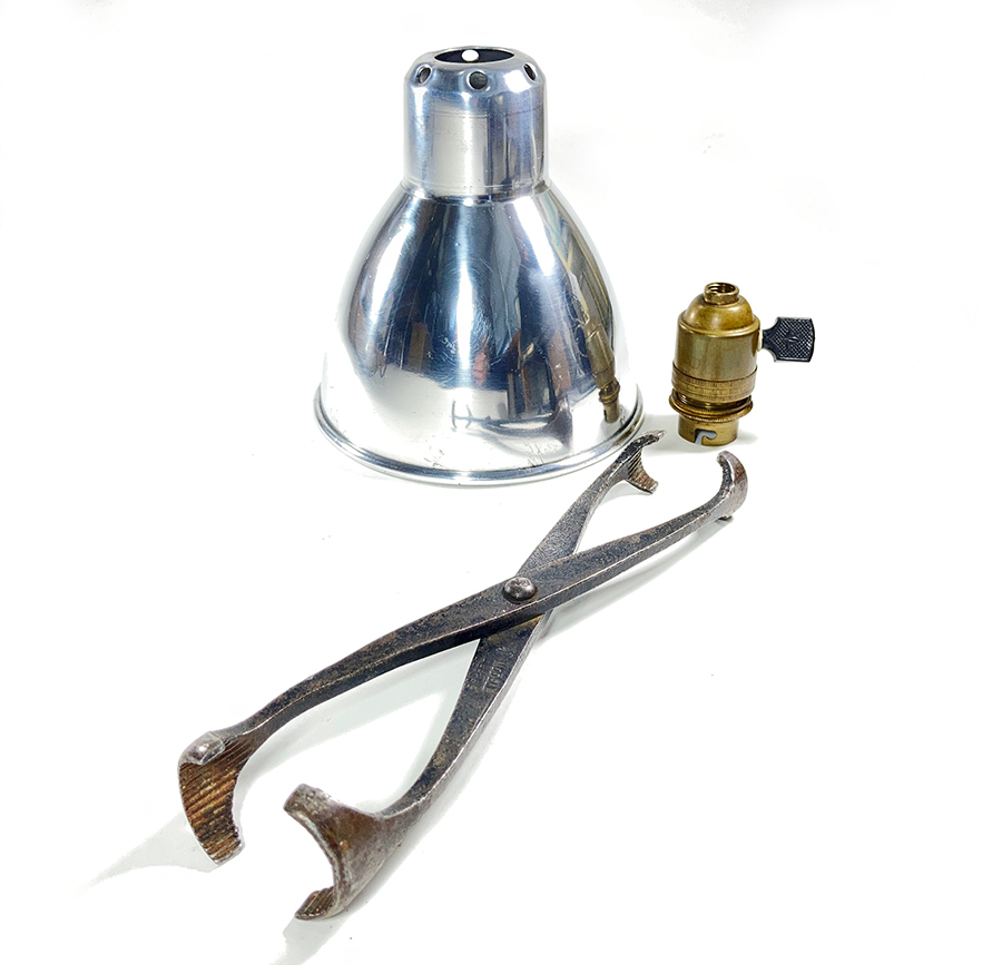 画像1: -＊B22ソケット用工具＊-　 1920's Iron Tool (1)