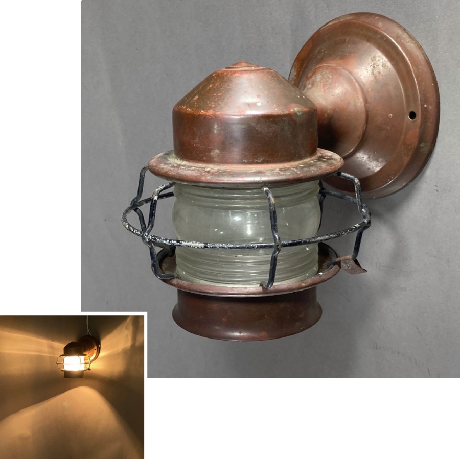 画像1: 1930-40's "Shabby" Caged Porch Lamp (1)