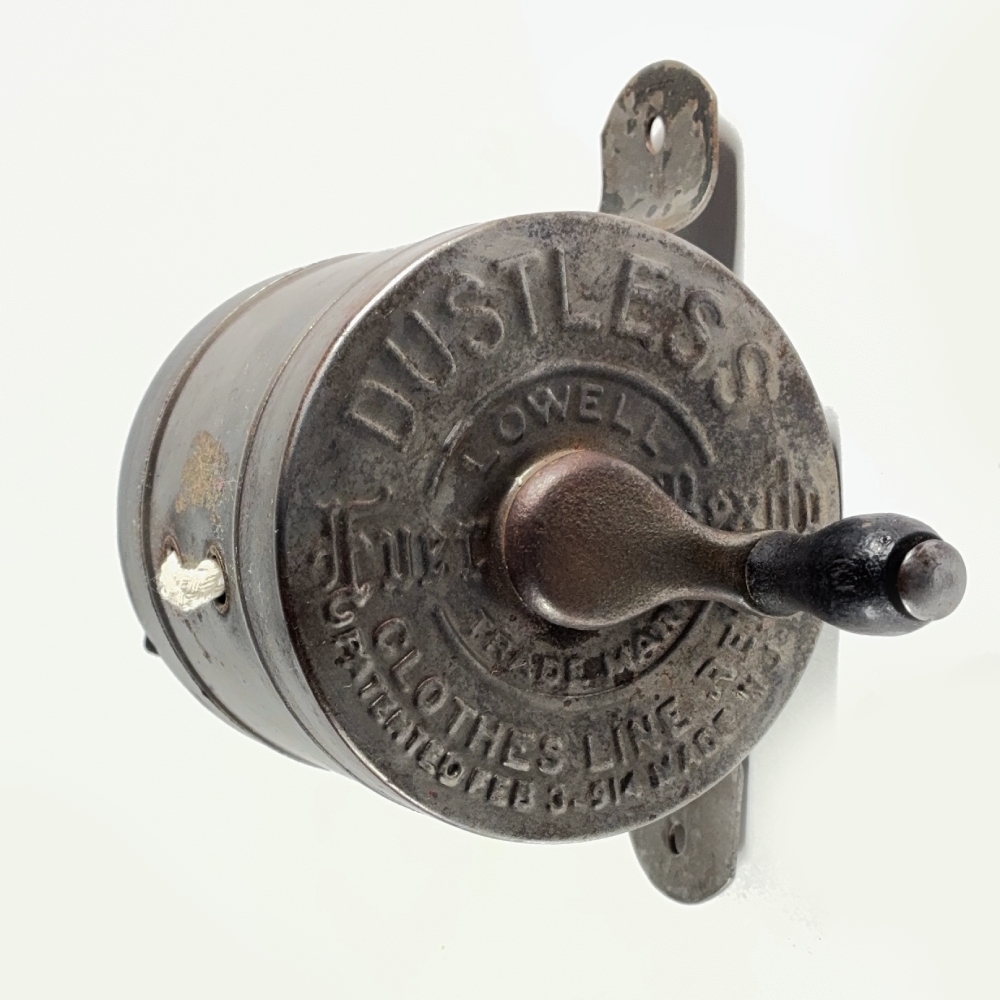 画像3: 1910-20's "DUSTLESS" Wood Handle Clothes-Line Reel (3)