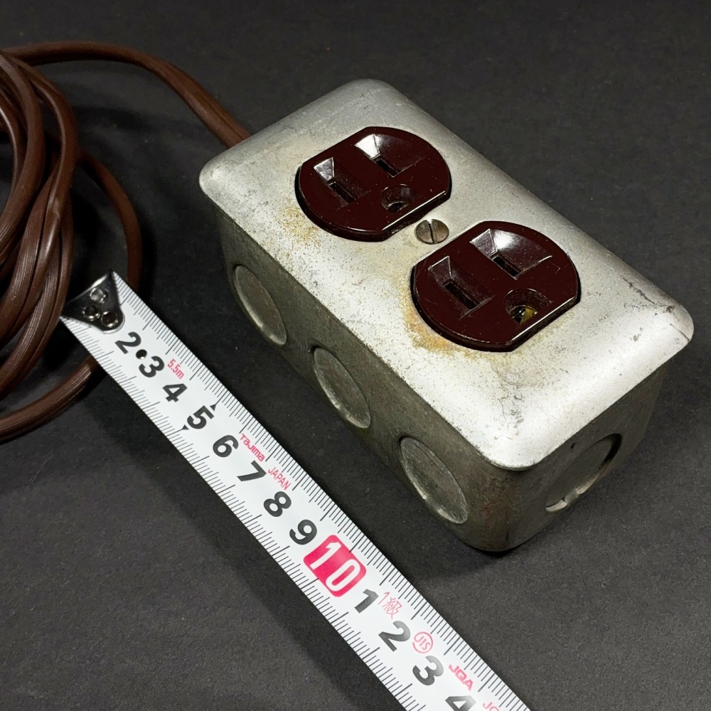 画像6: 1950-60's "Extension Cord" Steel 2-Outlet (6)