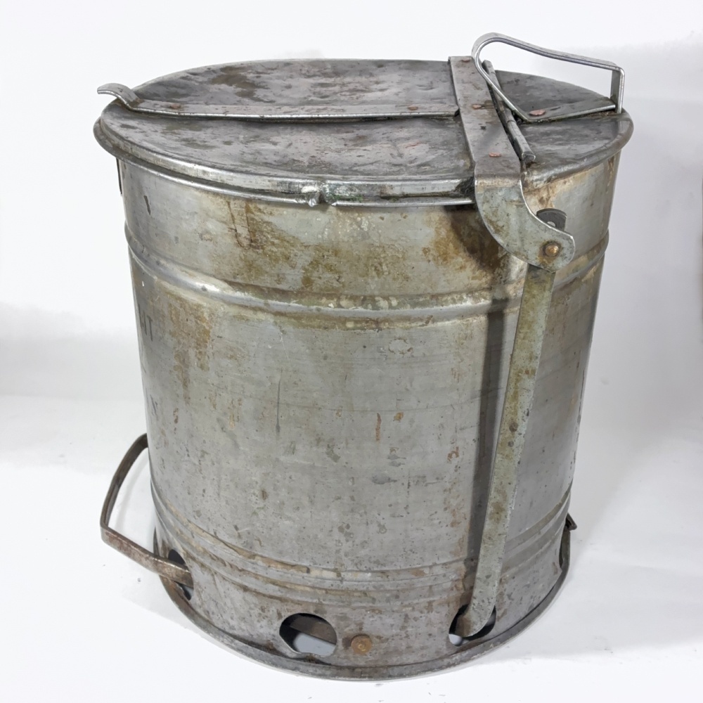 画像8: 1930's ★SAFE GUARD★ Stenciled Oily Waste Can (8)