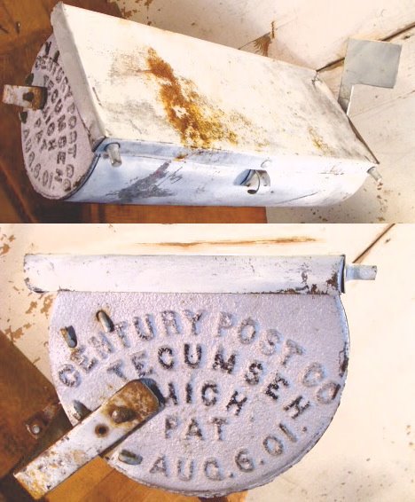 画像1: 1900's "Cast Iron" Mail box (1)