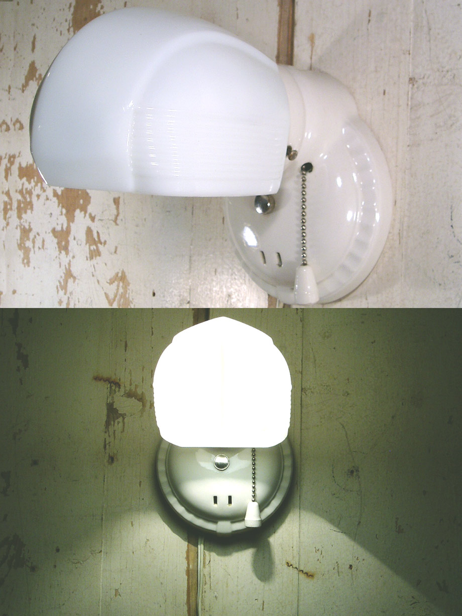 画像1: 1940's DECO "Ceramic＆Milk Glass" Bathroom Lamp (1)